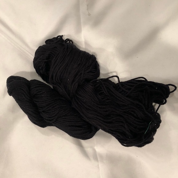 Yarn - Picture 9 of 10